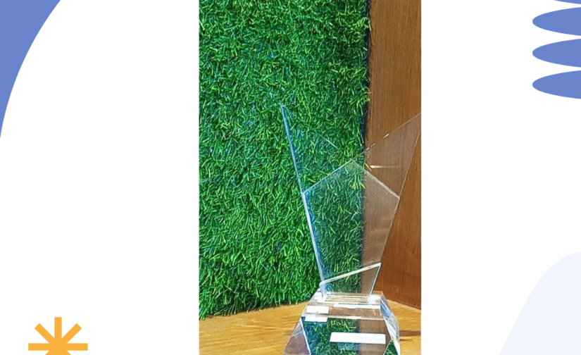 Glass Victory Shield Award – Premium Shield Trophy for Celebrating Success and Achievement