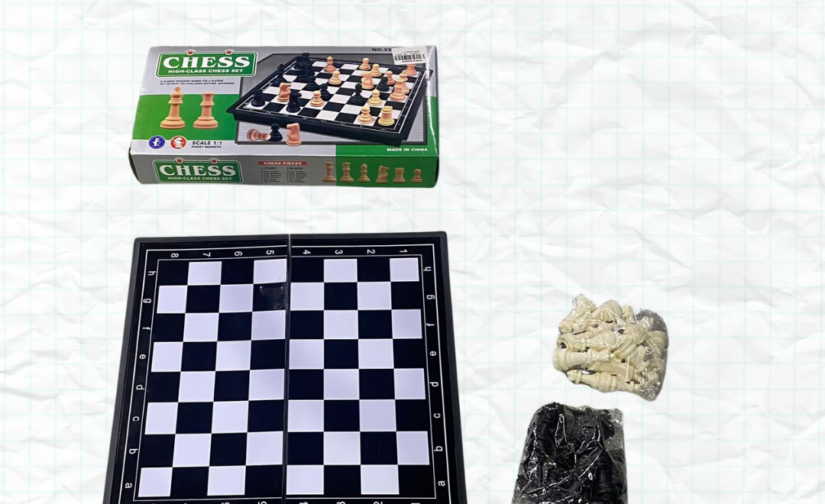 Magnetic Chess Set – 32 Pieces, 12’’ Foldable Chessboard